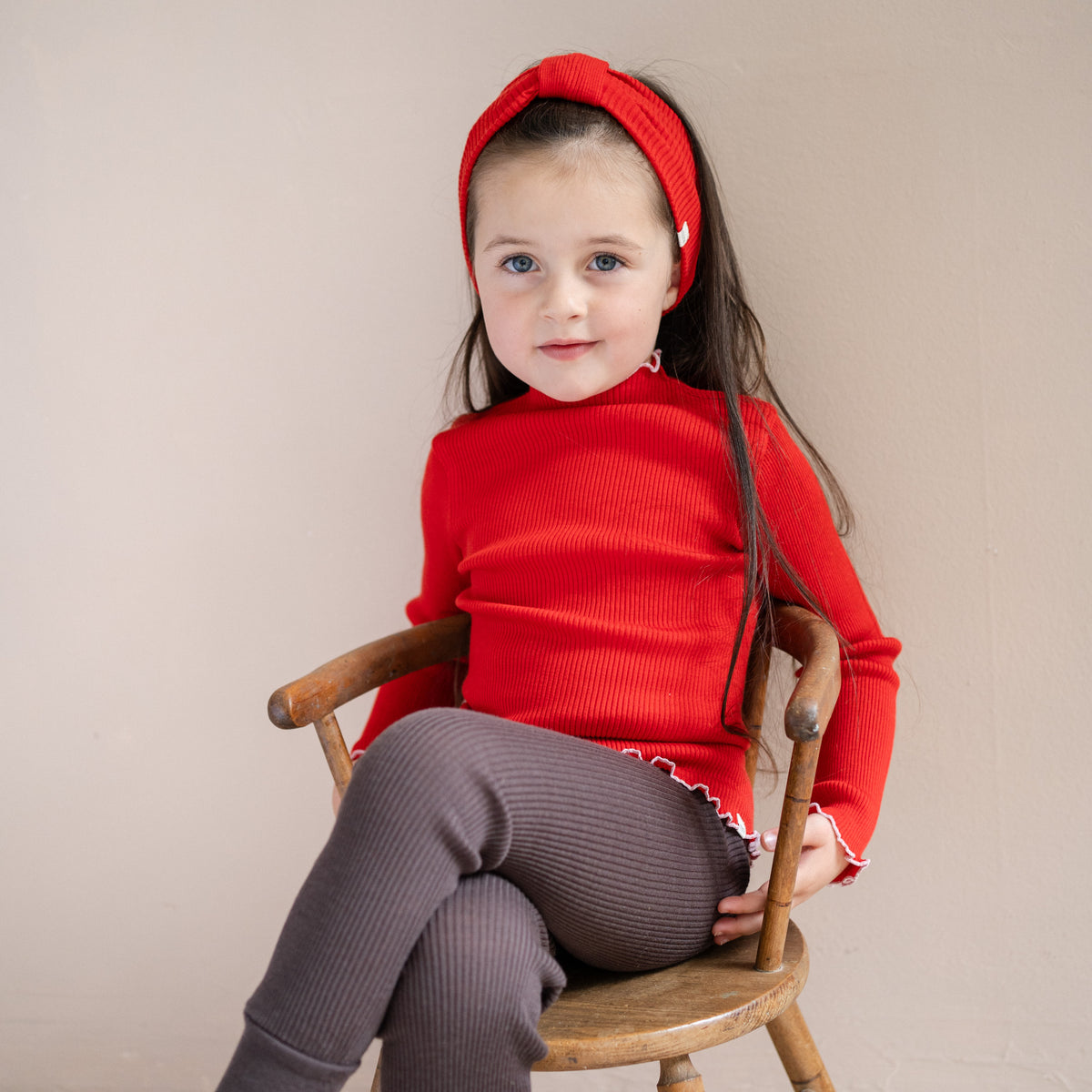 Alfina – Red with Peony