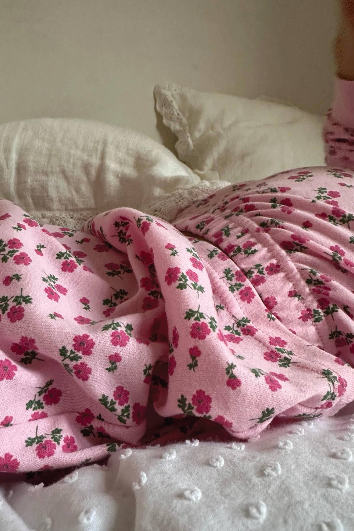 Klassischer Schlafanzug Rosa Blümchen
