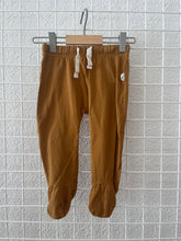 Lade das Bild in den Galerie-Viewer, HOSE ROBYN LEMON CURRY Preloved
