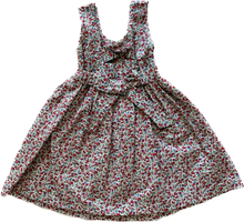 Lade das Bild in den Galerie-Viewer, KLEIDCHEN GREEN PEPPER KIDS

