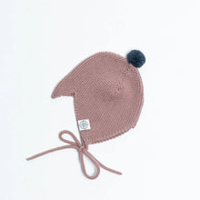 Lade das Bild in den Galerie-Viewer, MERINO HAT ASTA &amp; AUGUST POWDER
