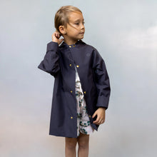 Lade das Bild in den Galerie-Viewer, Regenjacke
