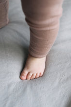 Lade das Bild in den Galerie-Viewer, WOLL-LEGGINGS POINTELLE

